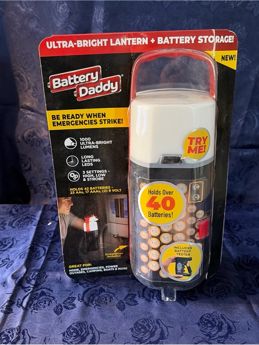 Battery Daddy Batteries Storage Box + Lantern 1000 Lumens NEW